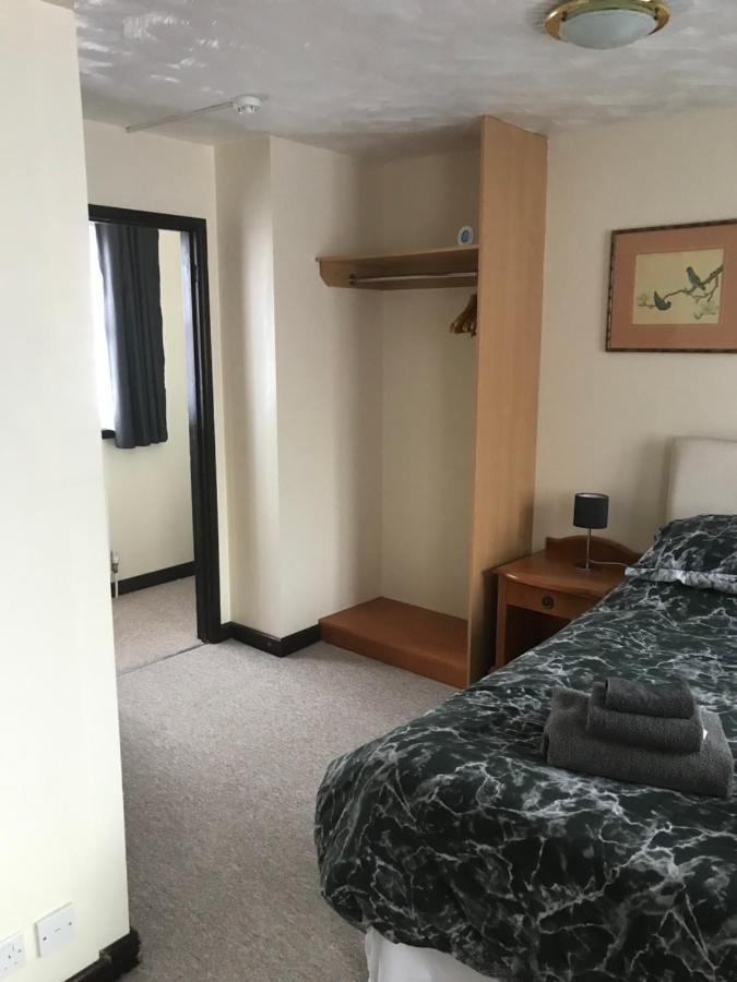 Dolphin Hotel Public House Уэймут Экстерьер фото