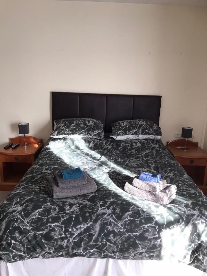 Dolphin Hotel Public House Уэймут Экстерьер фото